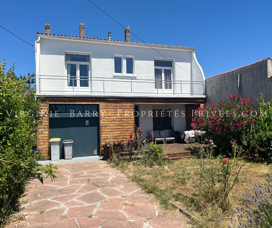 ROCHEFORT BELLE MAISON T4 DANS UN QUARTIER CALME DE ROCHEFORT 1