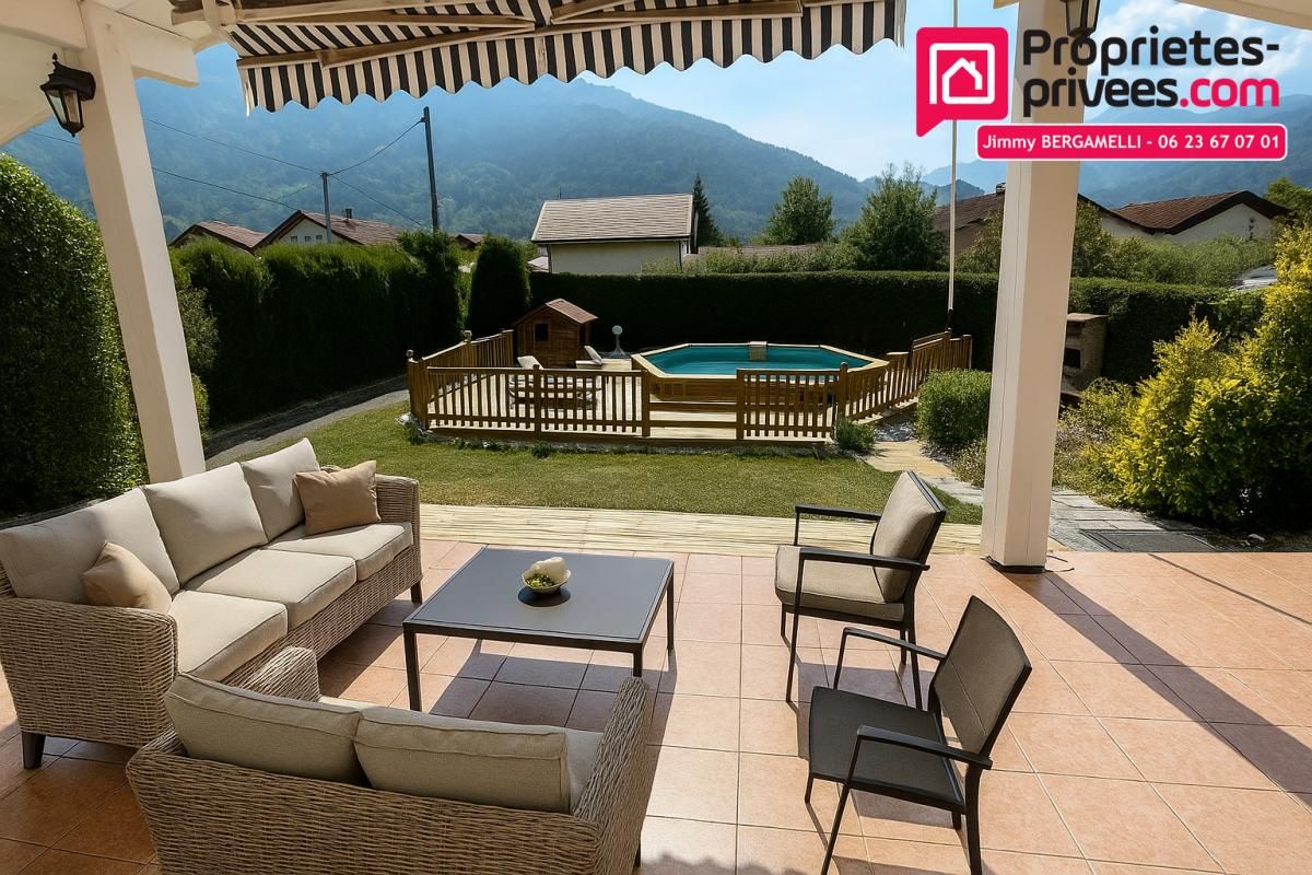 EXCLUSIVITE - Grande MAISON FAMILIALE avec prestations complètes 6 chambres, piscine, salle de sport, cinéma
