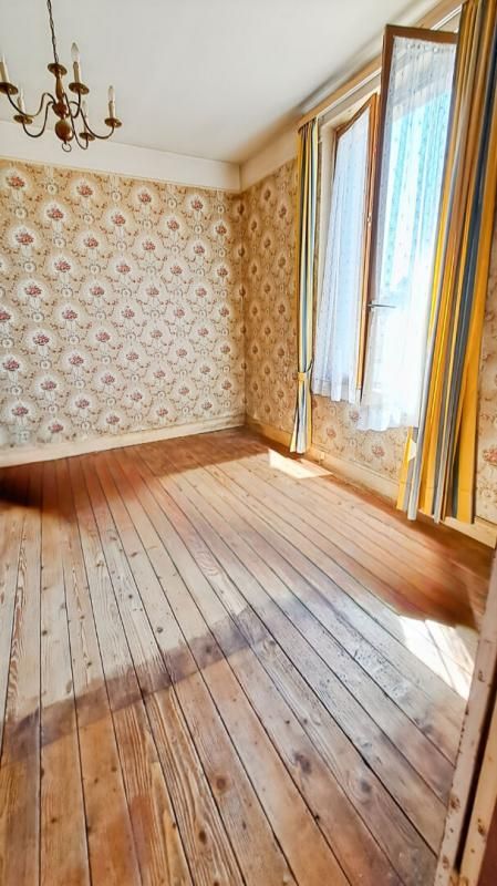 NUISEMENT-SUR-COOLE Maison de campagne à rénover 7 pièce(s) 160 m2 4