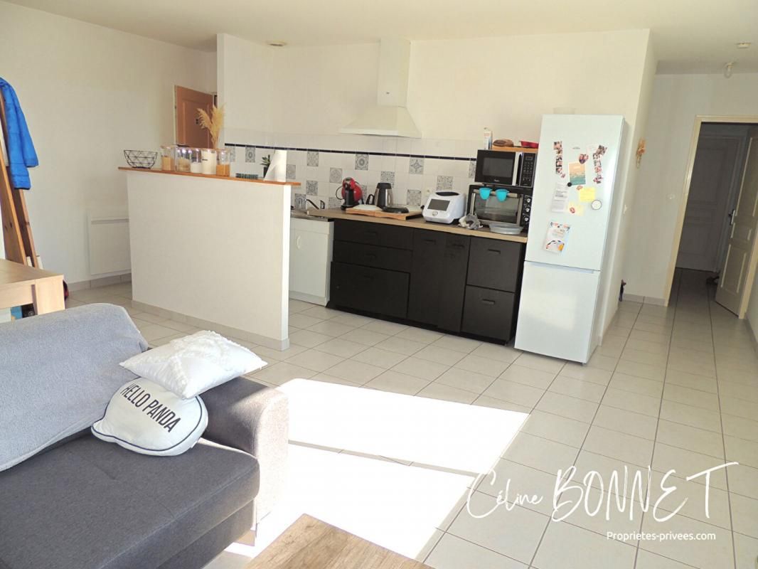 MOUZILLON Appartement 54,4m², 1 chambre ,1 bureau, stationnement couvert 2