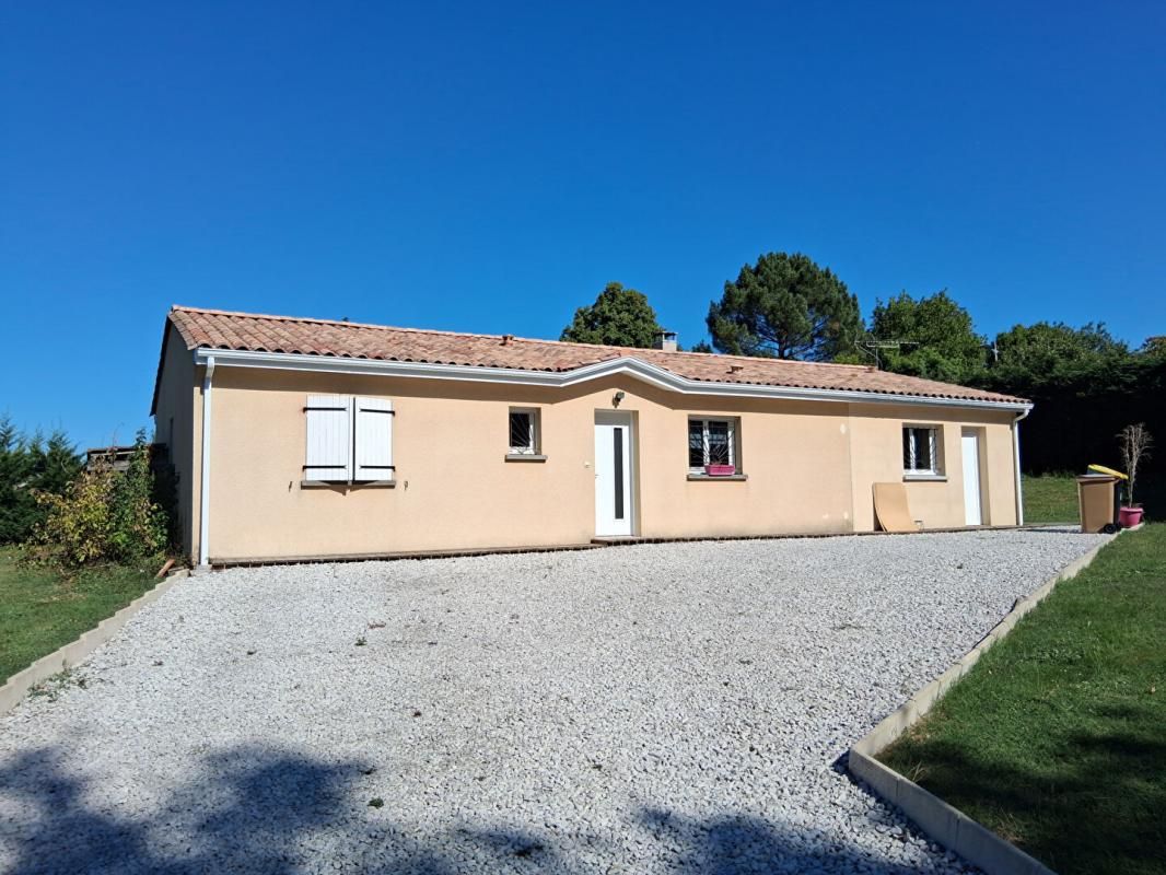 LARUSCADE Maison Lapouyade avec piscine 4