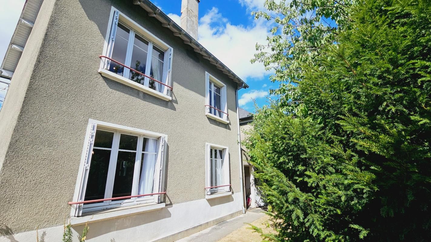 BOURGES BOURGES MAISON DE 81M² 4 PIECES GARAGE JARDIN 2