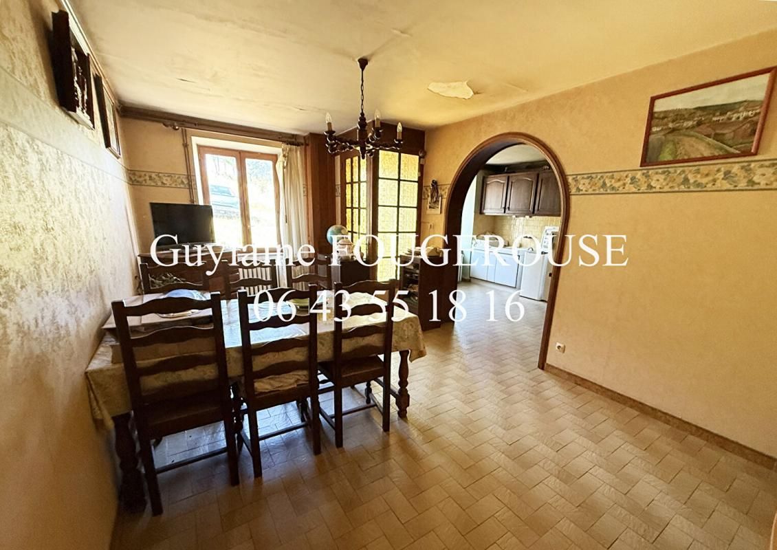 SAINT-ANTHEME Maison Saint Antheme 4 pièce(s) 85 m2 4