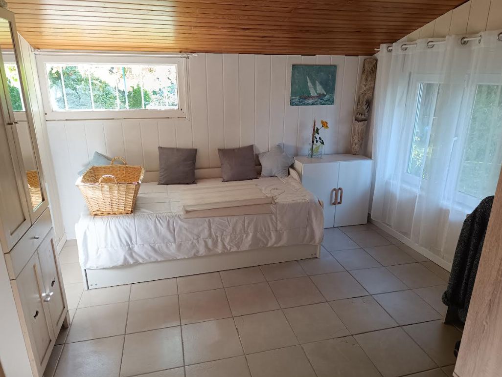 PLONEVEZ-DU-FAOU 29530 Plonévez du Faou longère avec piscine, aucun travaux, 3 chambres, grand jardin 4