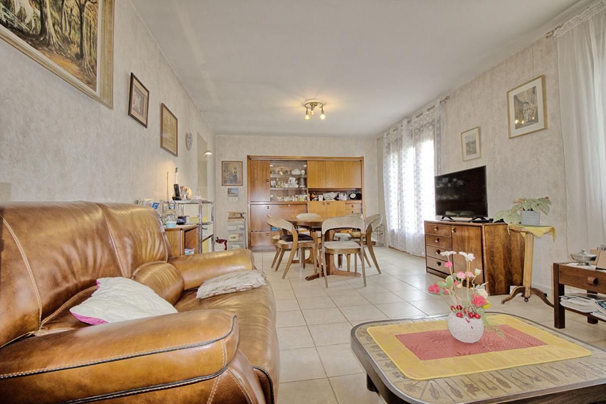 AVRILLE MAISON SUR SOUS-SOL AU PARC DE LA HAYE 4