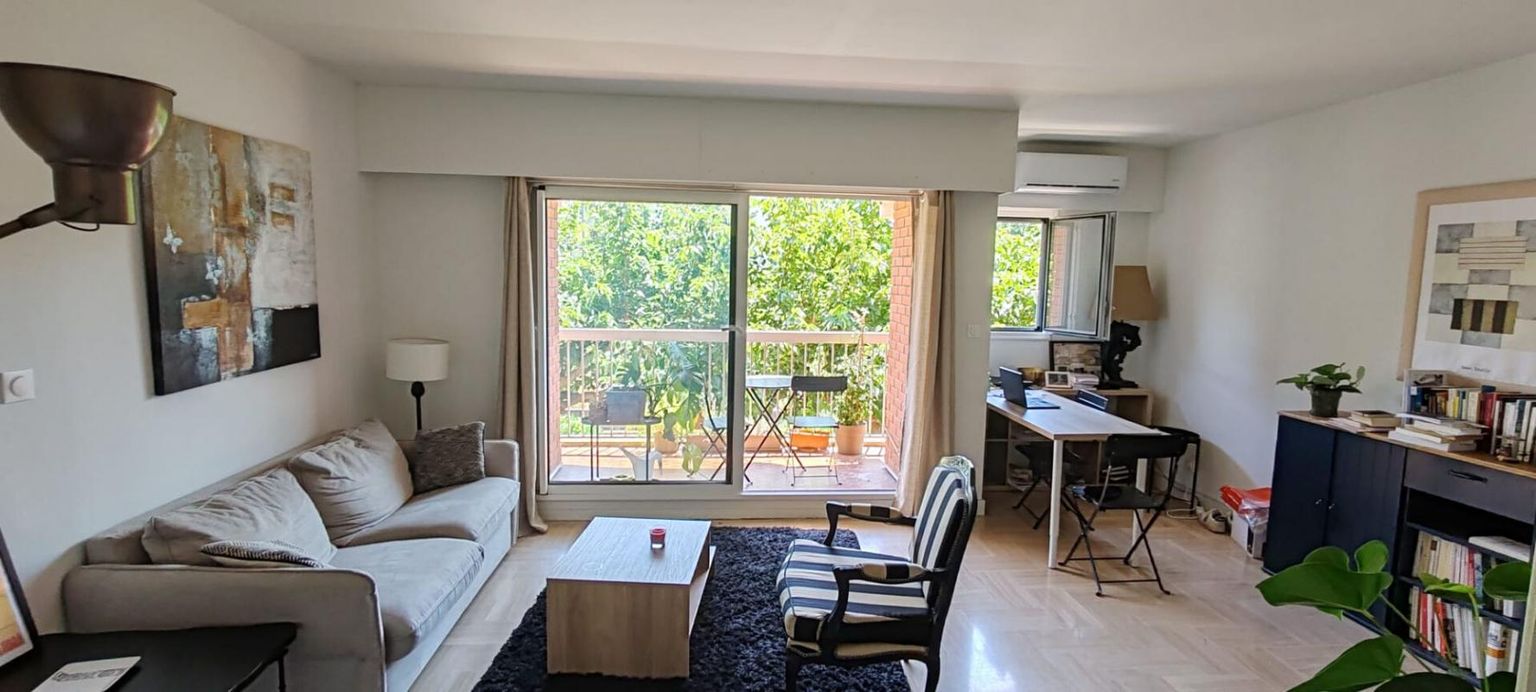 PERPIGNAN Perpignan Centre Ville  Quai  Vauban  . Appartement de standing de 46.50 m2  avec  terrasse 3