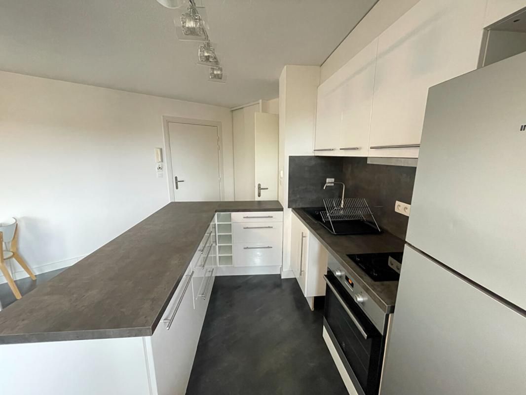 MONDONVILLE Appartement Mondonville T2 + 2 places de parking privative 4