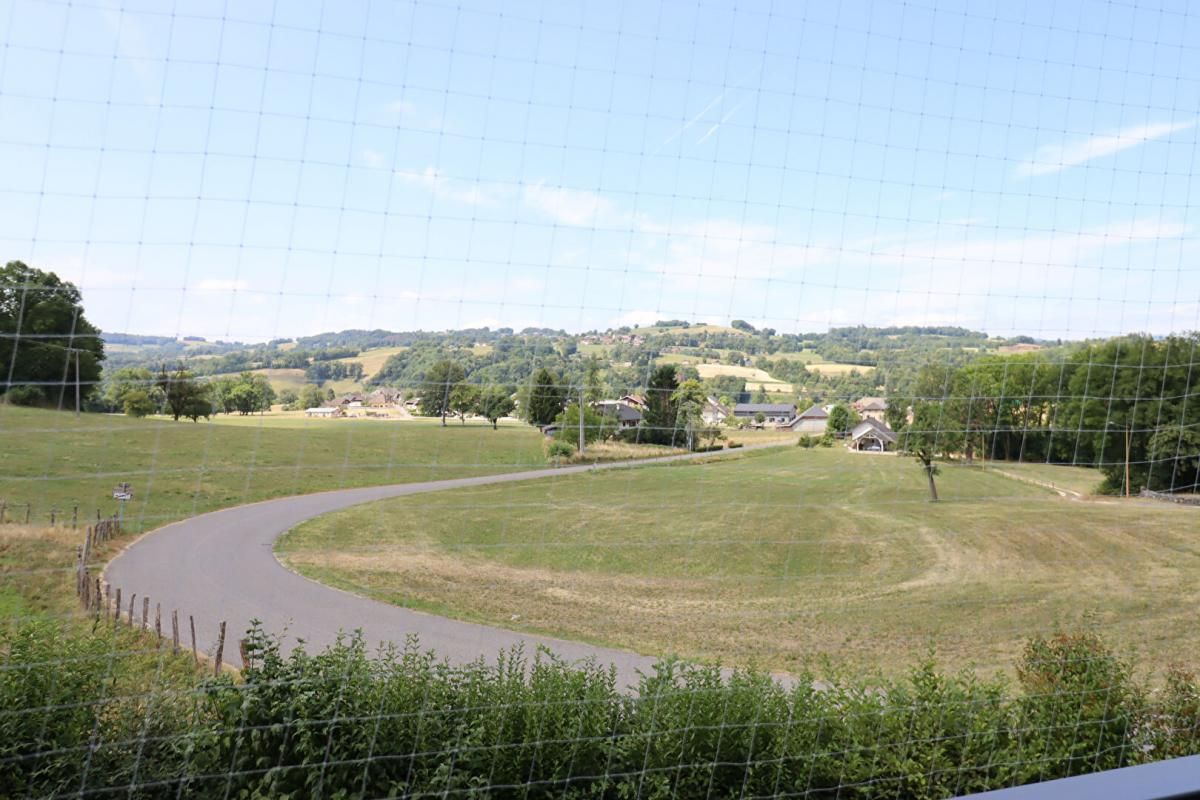 MURES MURES T2 ETAT NEUF -TERRASSE 15 M² GARAGE ET PARKING PRIVE 1