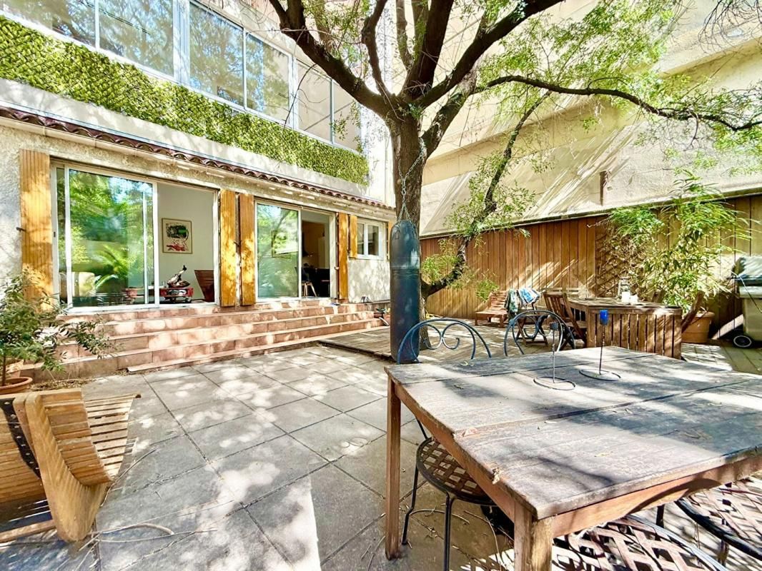 MARSEILLE-8E-ARRONDISSEMENT Appartement Marseille 8ème, 4 pièces 112 m2 avec jardin 2