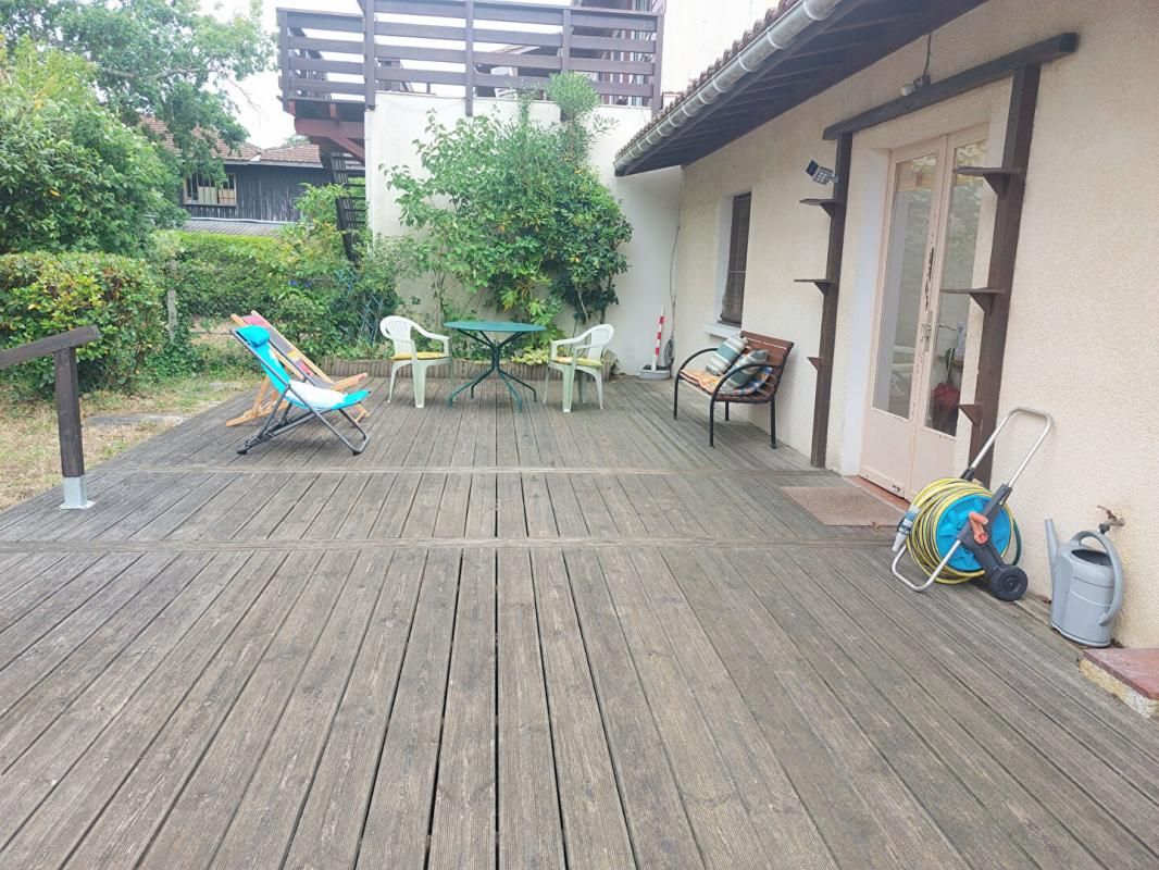 LEGE-CAP-FERRET Ensemble immobilier - Petit Piquey 3