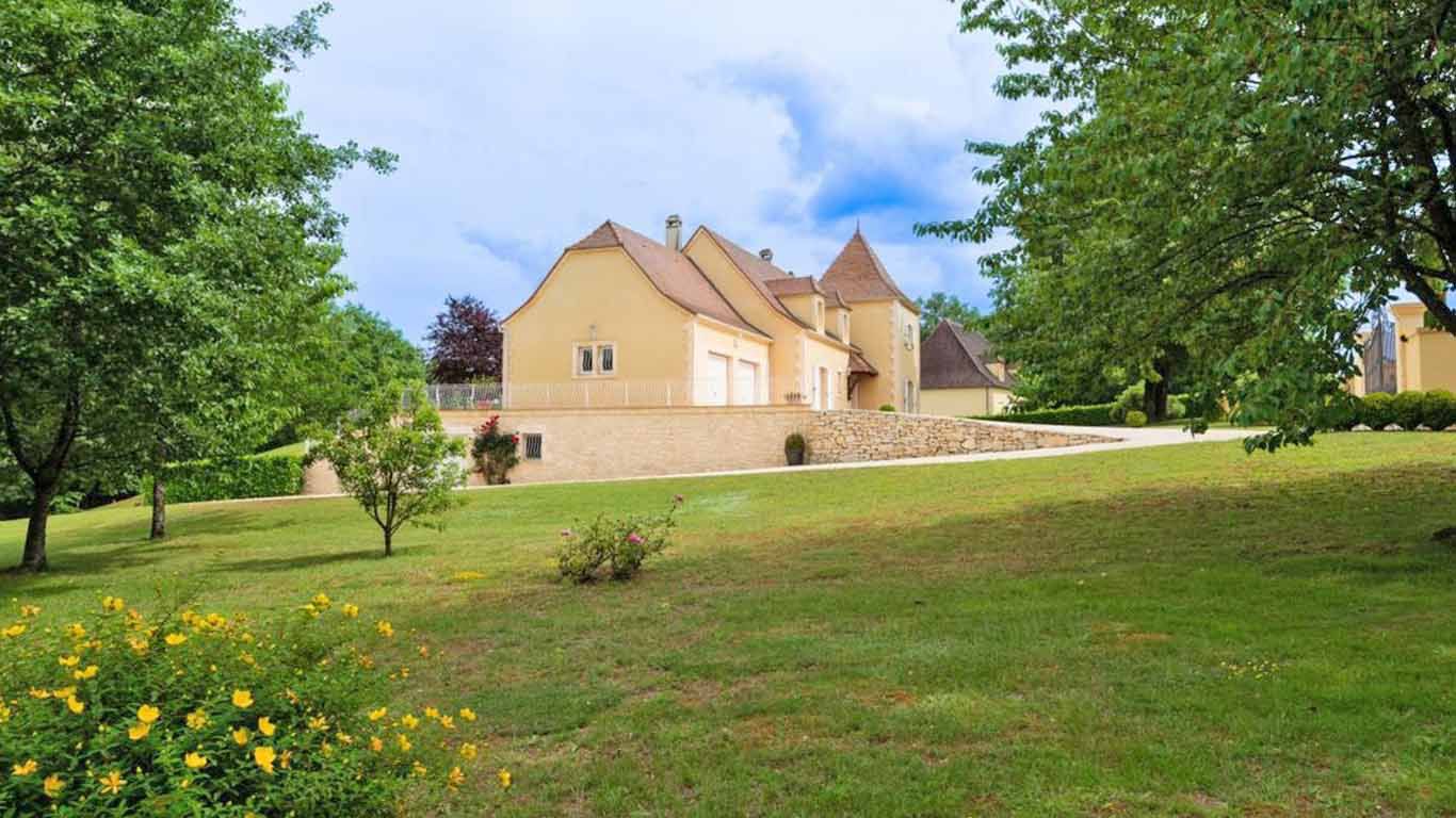 BOULAZAC ISLE MANOIRE Maison Boulazac Isle Manoire 6 pièces 190 m2 1