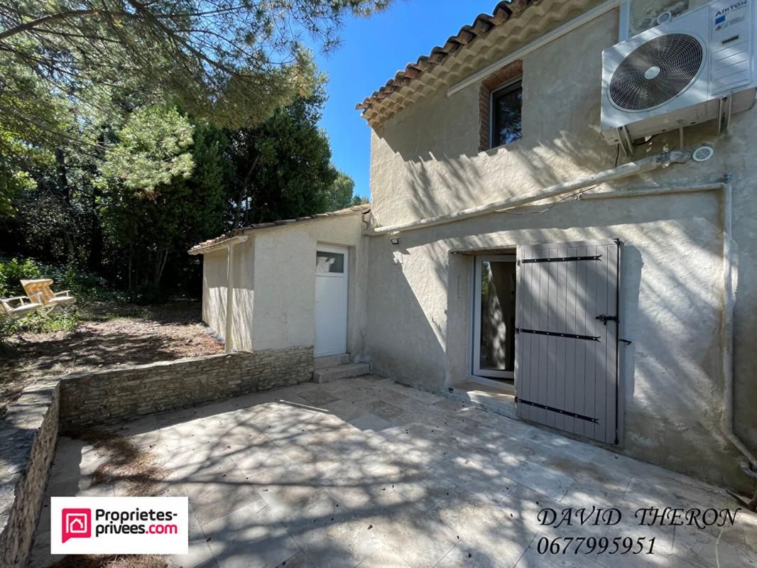 SAINT-JULIEN-LES-ROSIERS Maison 4 chambres 4