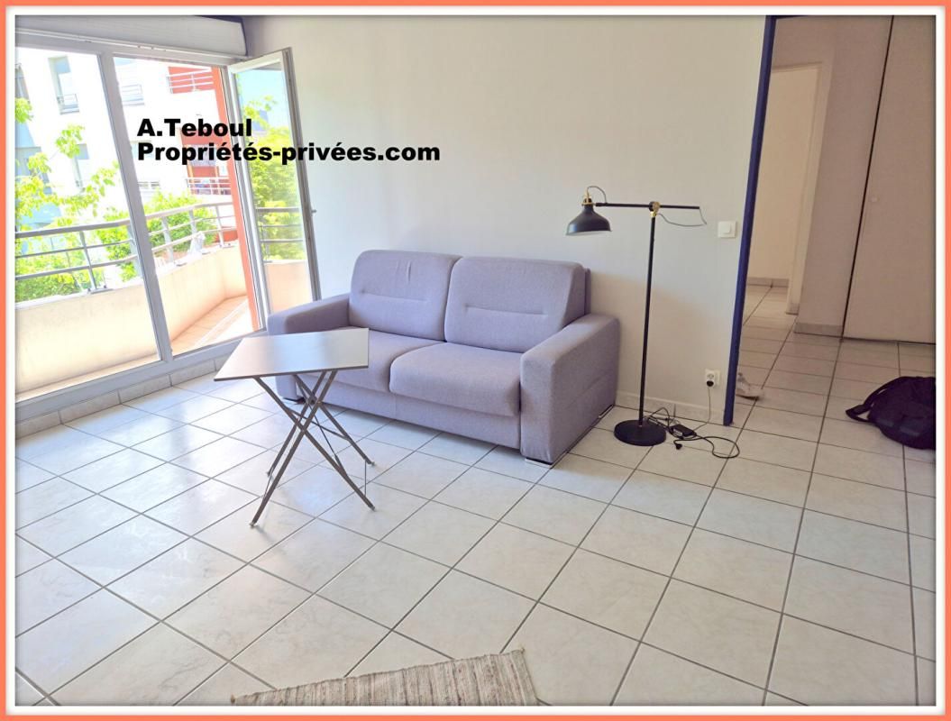 VILLEURBANNE APPARTEMENT T2 DE 52M² SUR VILLEURBANNE LA DOUA, AVEC BALCON 2
