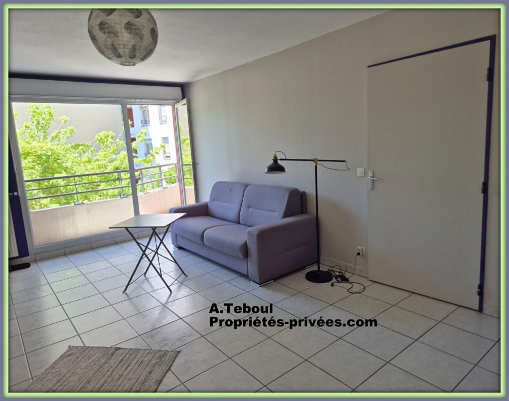 VILLEURBANNE APPARTEMENT T2 DE 52M² SUR VILLEURBANNE LA DOUA, AVEC BALCON 4