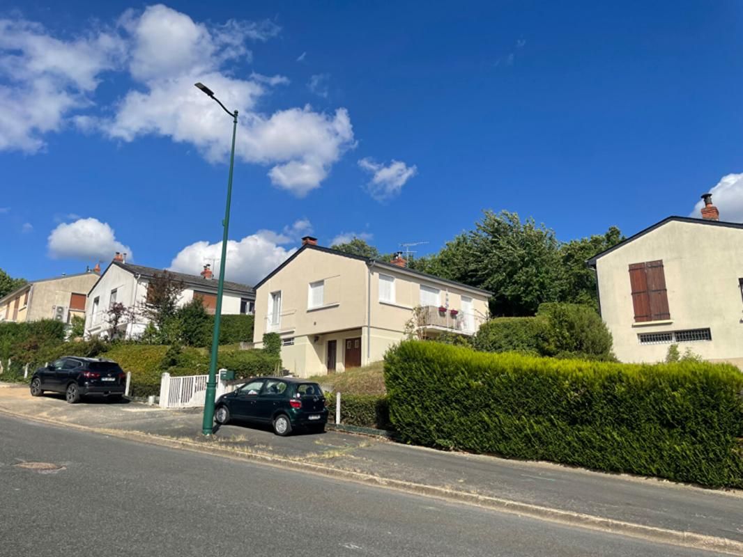 GIEN Maison Gien 5 pièce(s) 120 m2 1