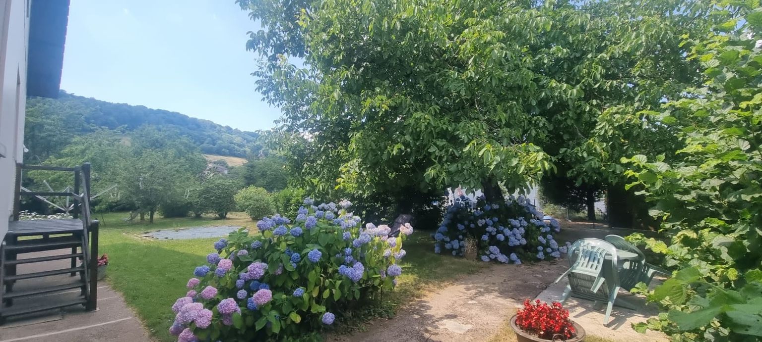 MARVELISE GRANDE MAISON FAMILIALE  TRES SOIGNEE- AU CALME - Classe D 2