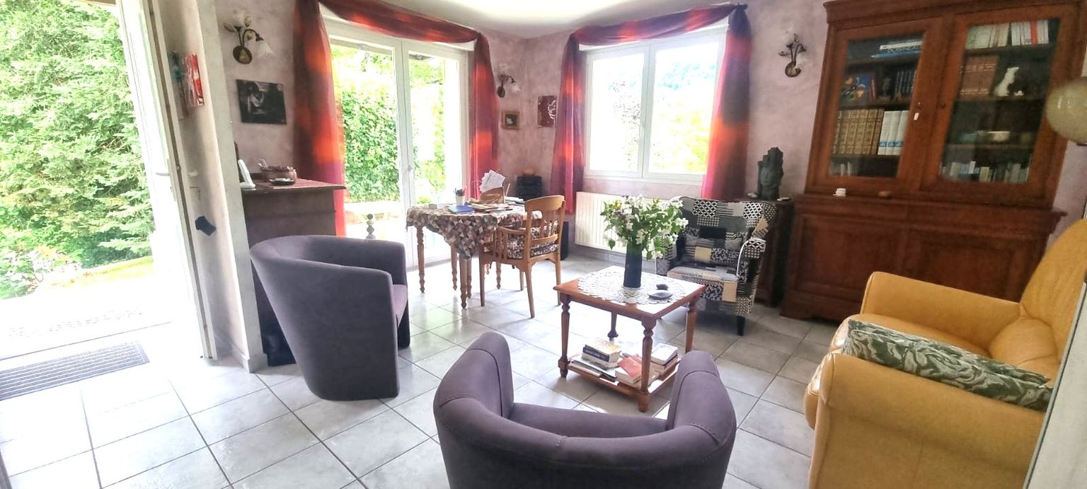 MARVELISE GRANDE MAISON FAMILIALE  TRES SOIGNEE- AU CALME - Classe D 3