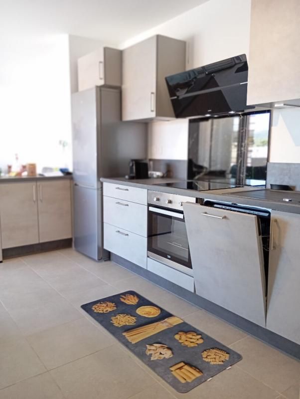 AUBAGNE Aubagne - Appartement T3 récent de 58 m² avec terrasse, ascenseur et box fermé 4