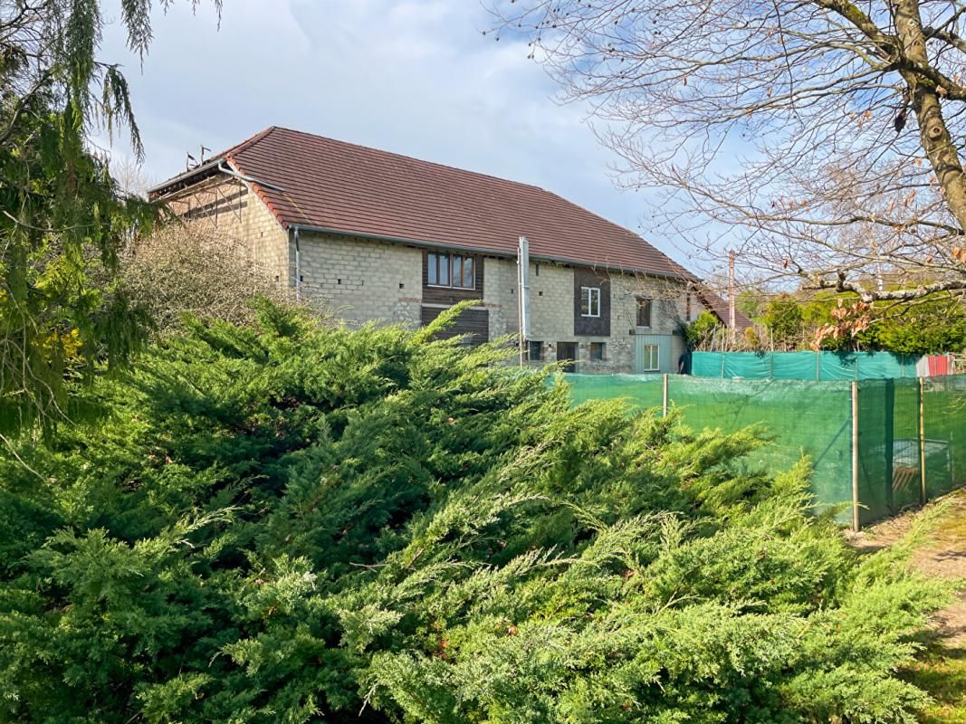 SANTANS EXCLUSIVITE - Santans - Grange à rénover 2 pièce(s) env.250 m2 au sol 3