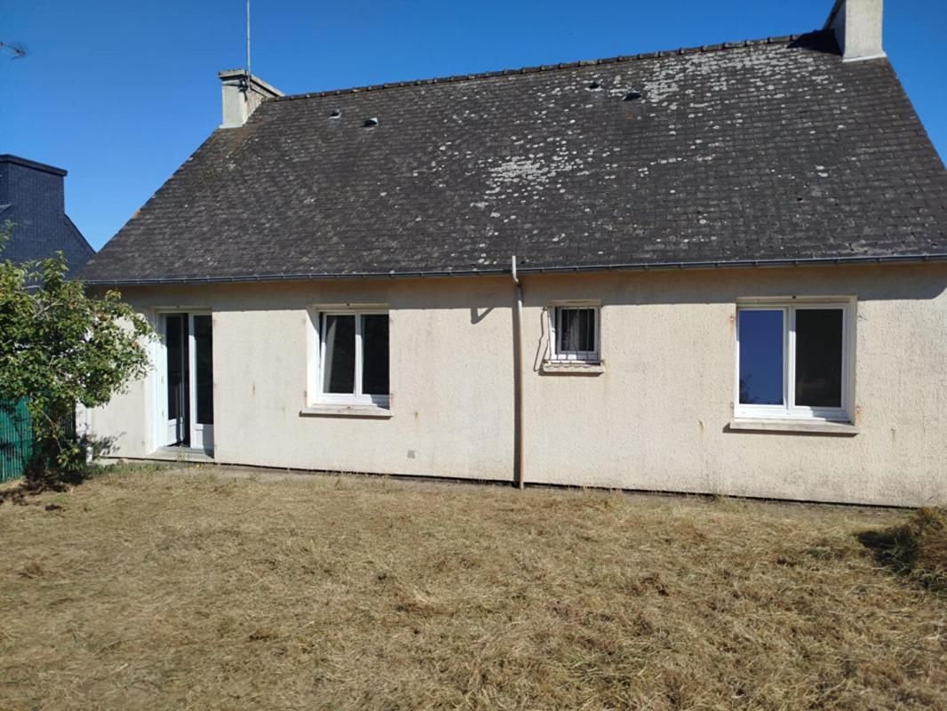 SEGLIEN Maison de plain pied 2