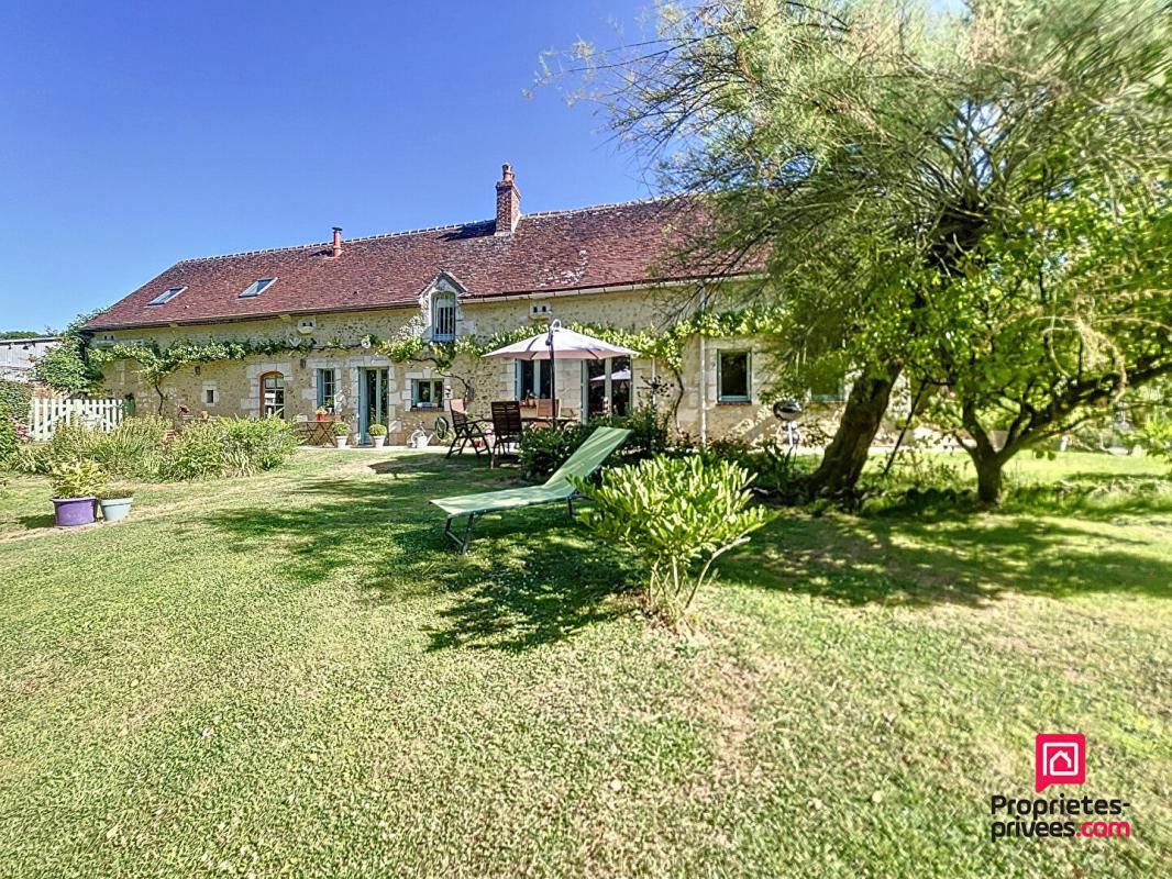 VERRIERES Rare ! Longère de charme au coeur du Perche de 145 m2 1