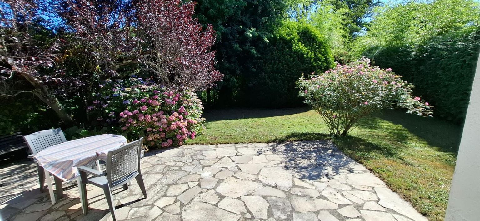 BOURG-EN-BRESSE Maison Bourg En Bresse 4 pièce(s) 90 m2 4
