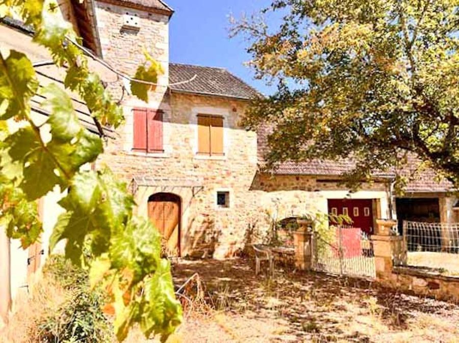 LOUPIAC Ancien corps de ferme Loupiac (46350),14 pièce(s) 293 m2, 8 chambres, Gîte attenant, terrain de 26 437m²! 1