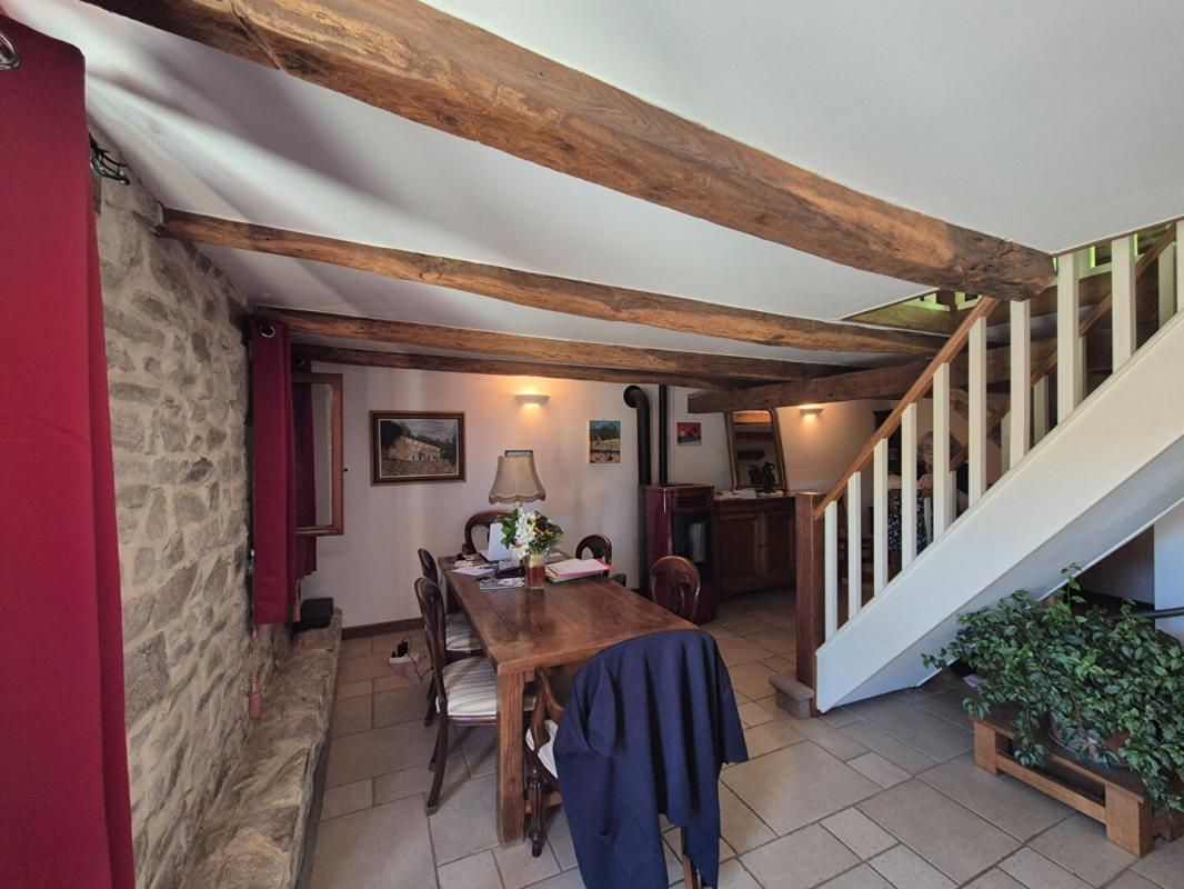 GUMOND Maison Gumond 6 pièce(s) 190 m2 2