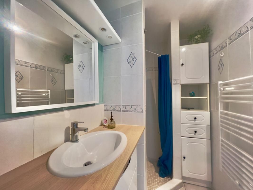 MONTFAUCON-MONTIGNE Maison Montfaucon Montigne 3 pièce(s) 65 m2 4