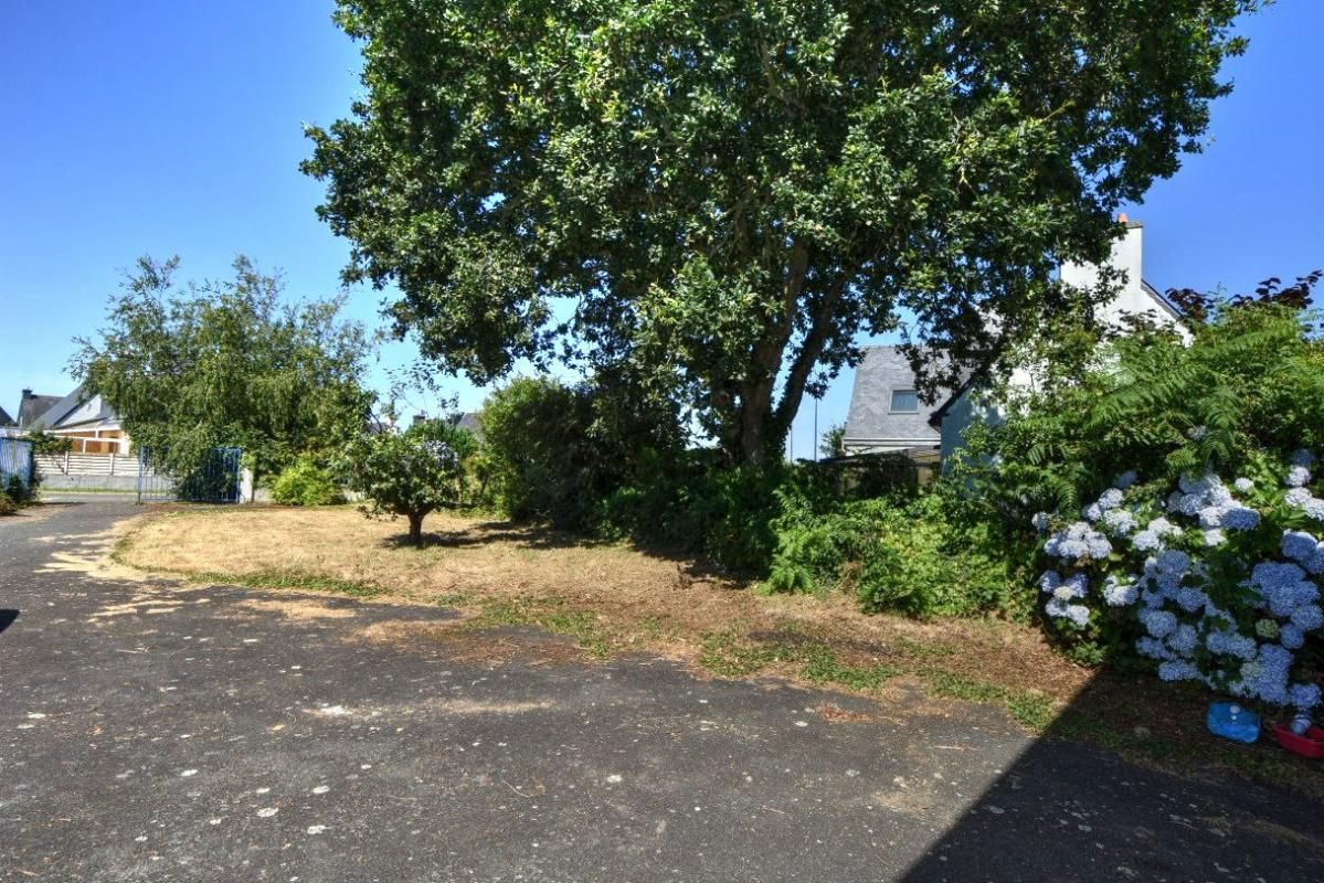TRELEVERN Local de 90 m2 à Trelevern 4