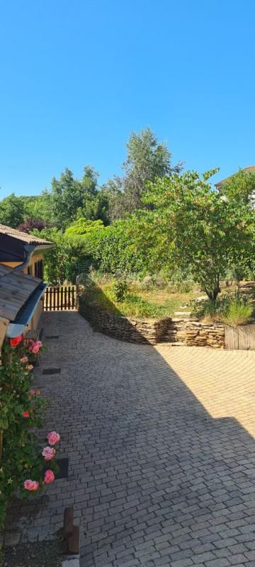 BERZE-LA-VILLE Maison Berze La Ville 6 pièce(s) 123 m2 2