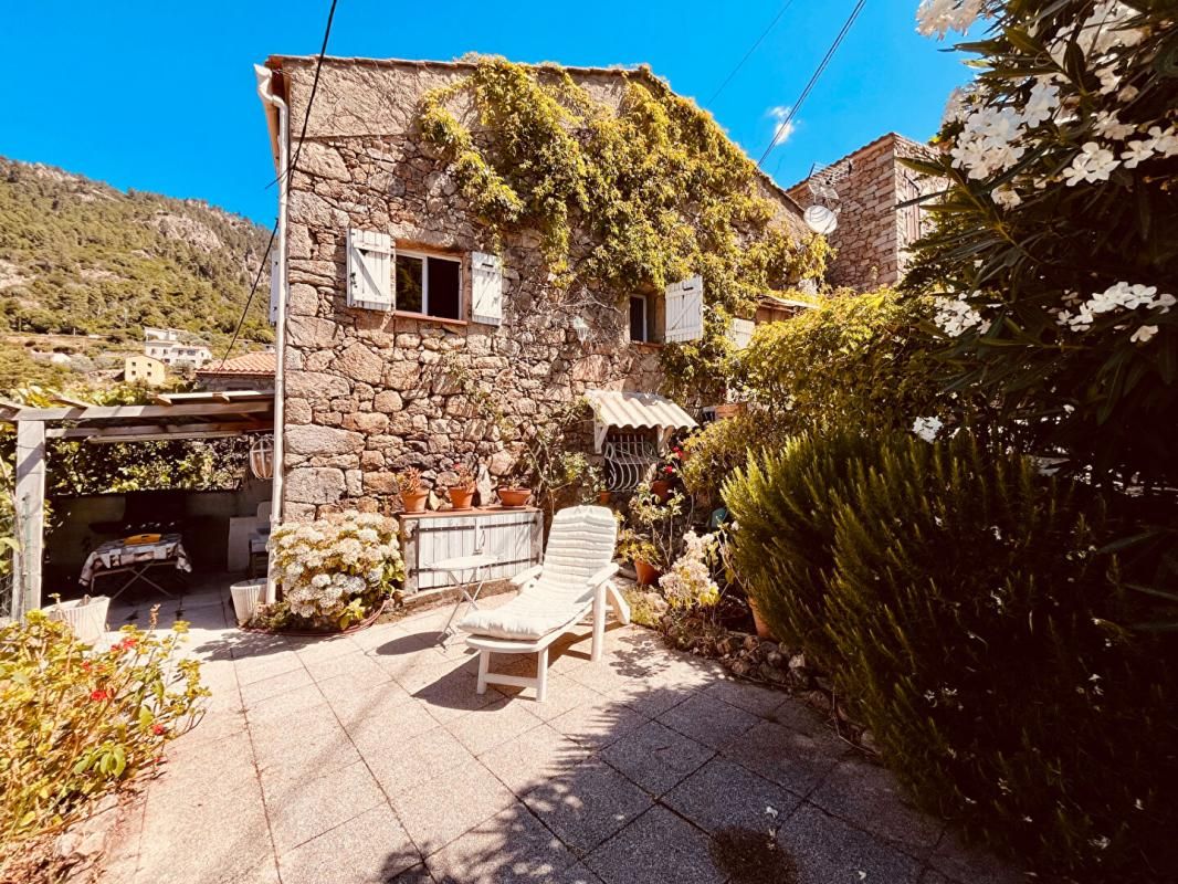 ROSAZIA VENTE MAISON DE VILLAGE AVEC JARDIN 2 pièces, 90 m² au sol ROSAZIA (20121) 1