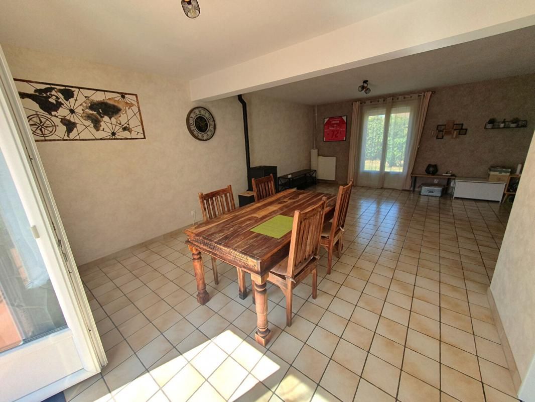 SAINT-DOULCHARD Maison Saint Doulchard DPE B 4 pièce(s) 95 m2 2