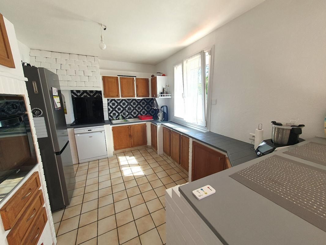 SAINT-DOULCHARD Maison Saint Doulchard DPE B 4 pièce(s) 95 m2 4