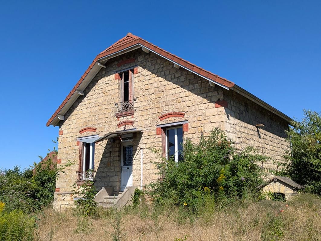 NEUVILLE-SUR-OISE Maison Neuville Sur Oise 6 pièces 120 m2 2