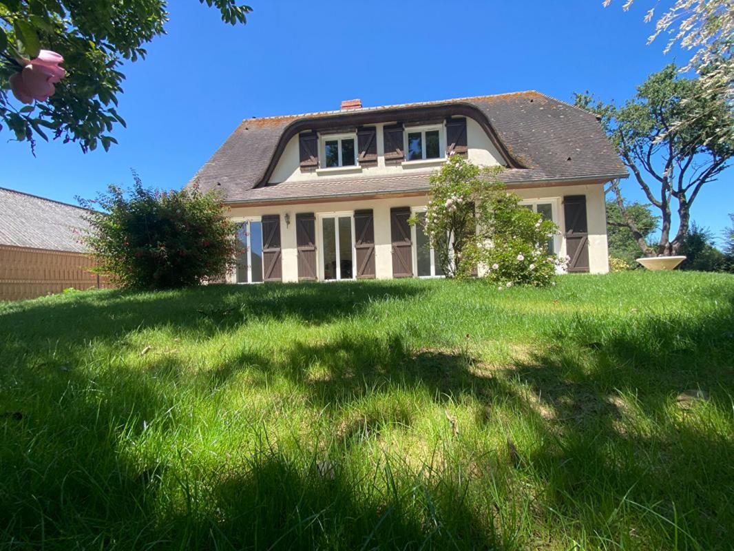 Maison Le Castelet 6 pièce(s) 151 m2