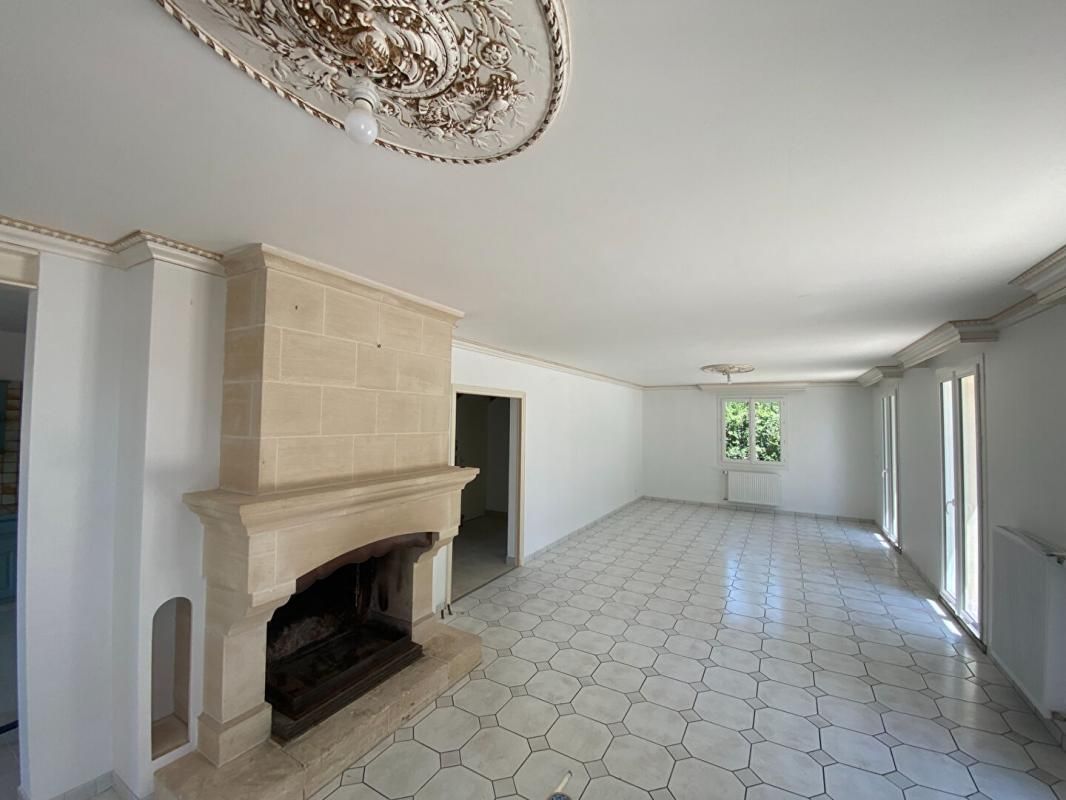 SAINT-AIGNAN-DE-CRAMESNIL Maison Le Castelet 6 pièce(s) 151 m2 3