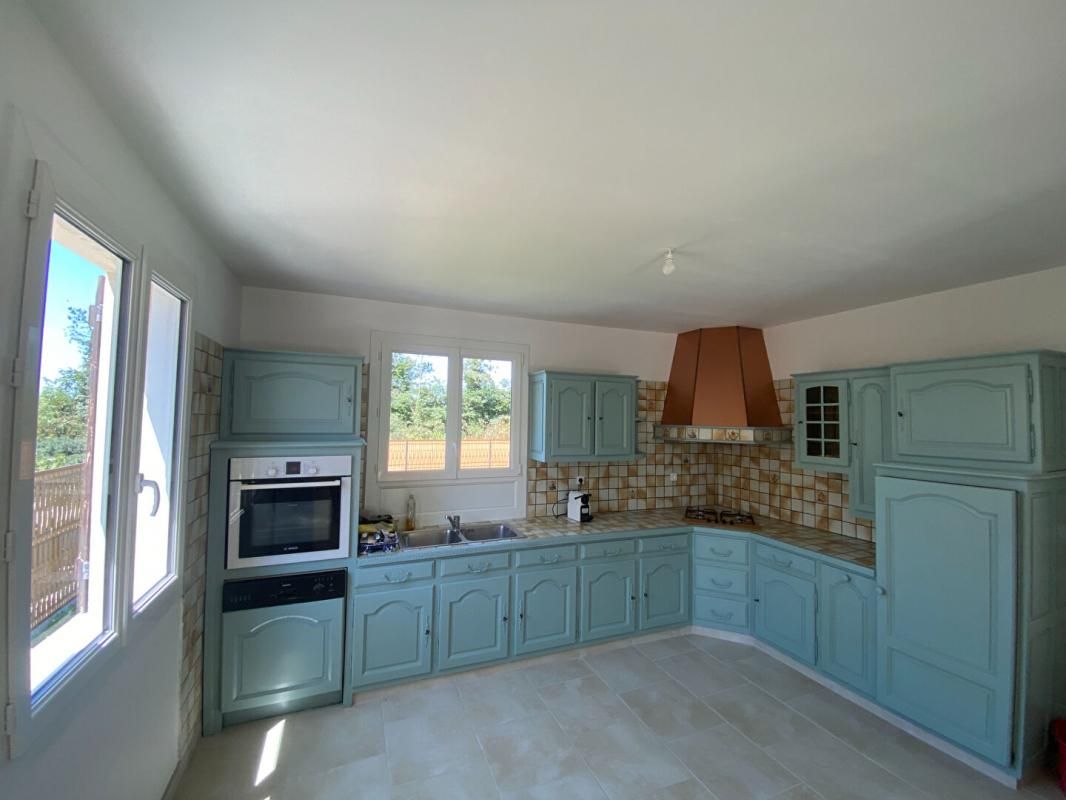 SAINT-AIGNAN-DE-CRAMESNIL Maison Le Castelet 6 pièce(s) 151 m2 4