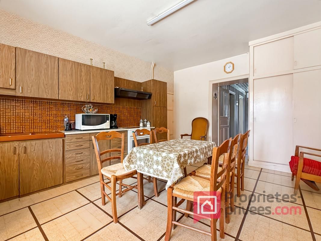 VILLIERS-SOUS-PRASLIN Maison Villiers Sous Pralin 7 pièce(s) 155 m2 2