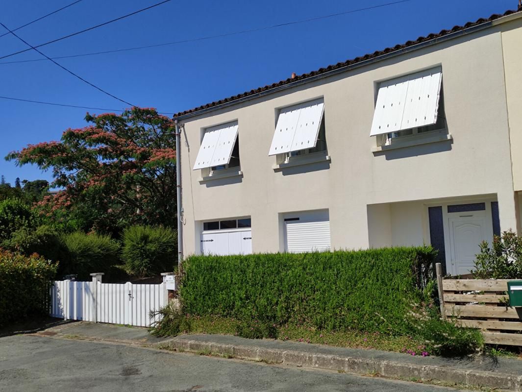 POUZAUGES Maison Pouzauges, 4 chambres, 91m² 4