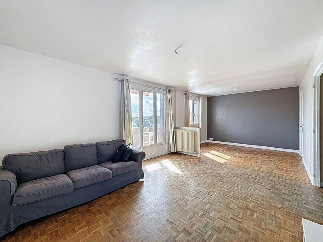 IGNY Appartement Vauhallan limite Igny 4 pièce(s) 75 m2 3