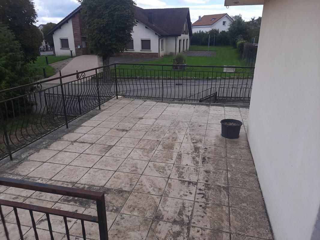 LERRAIN Maison individuelle 6 pièces 4