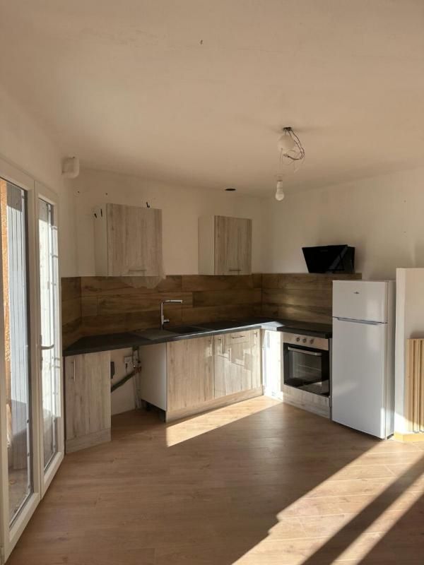 SALERNES Appartement Salernes 4 pièce(s) 89m2 2