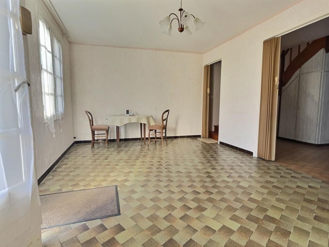 SAINT-GEORGES-D'OLERON 17190 - Maison 6 pièce(s) 106 m² + Garage 40 m² - Sauzelle - lIe d'Oléron - 4