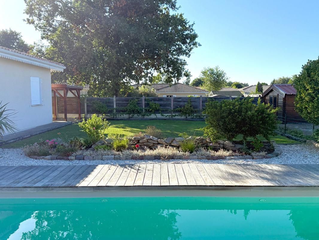 AUDENGE Maison Audenge 5 pièce(s) 120 m2 2