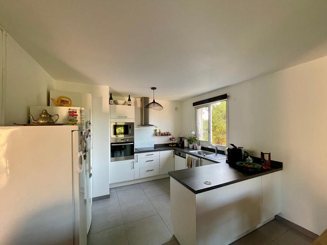 LA CIOTAT Vue mer, dernier étage - Appartement T3 avec terrasse - Quartier Fontsainte Saint-Jean - La Ciotat (13600) 3
