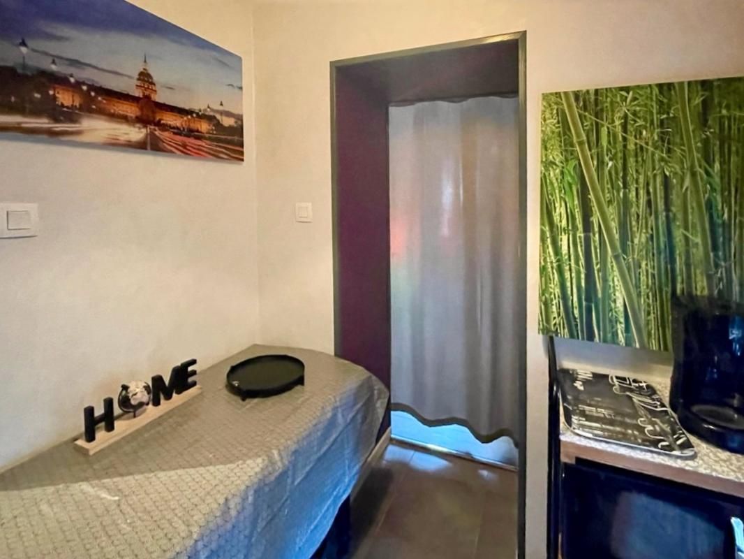 QUIMPER T1 BIS MEUBLÉ de 25 m2 Centre-Ville 4