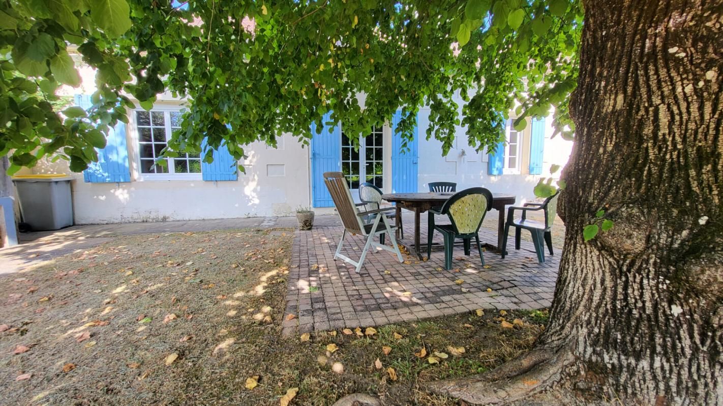 MAURENS Maison en pierres Eyraud Crempse Maurens 4 pièces 97 m2 sur parcelle 1160 m² 3