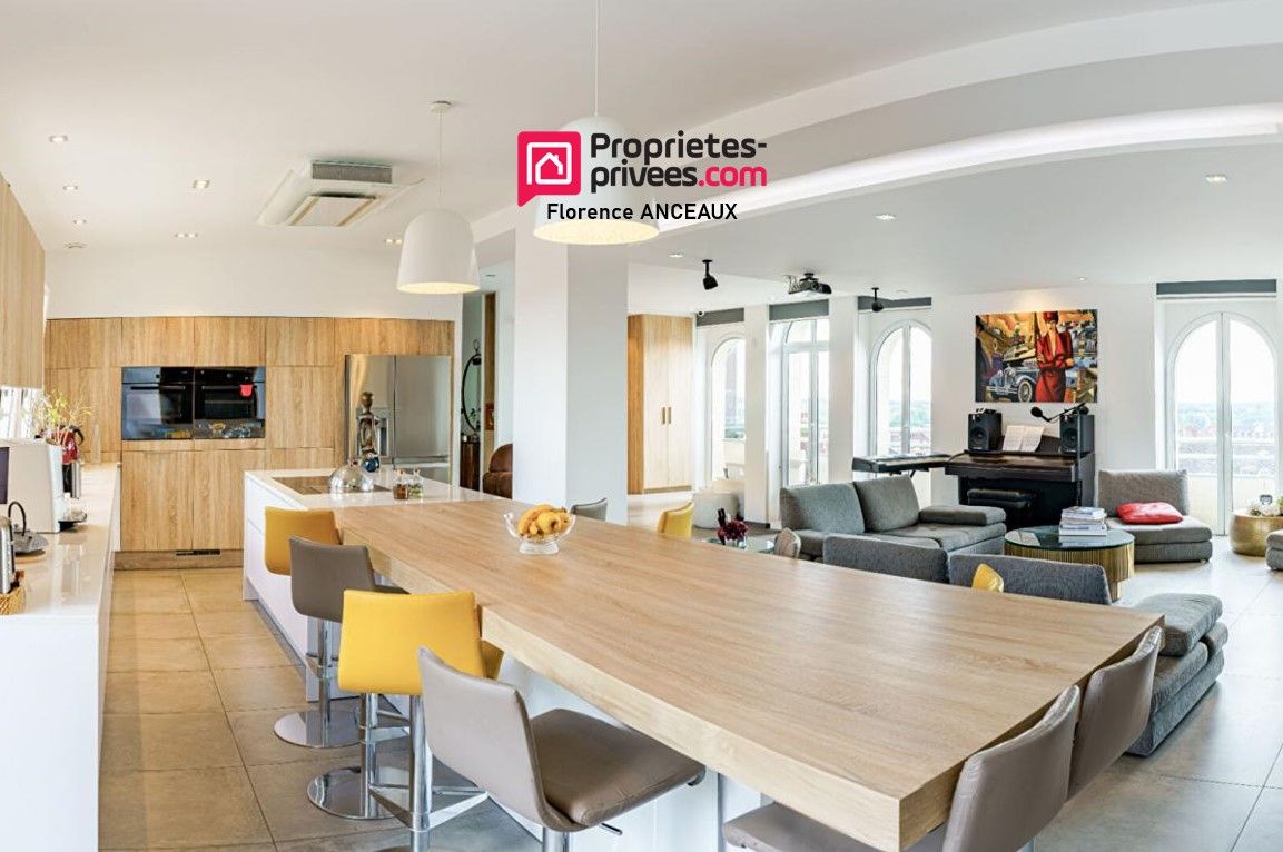 SAINT-QUENTIN Villa sur les toits exceptionnelle avec terrasses en hyper centre ville 4