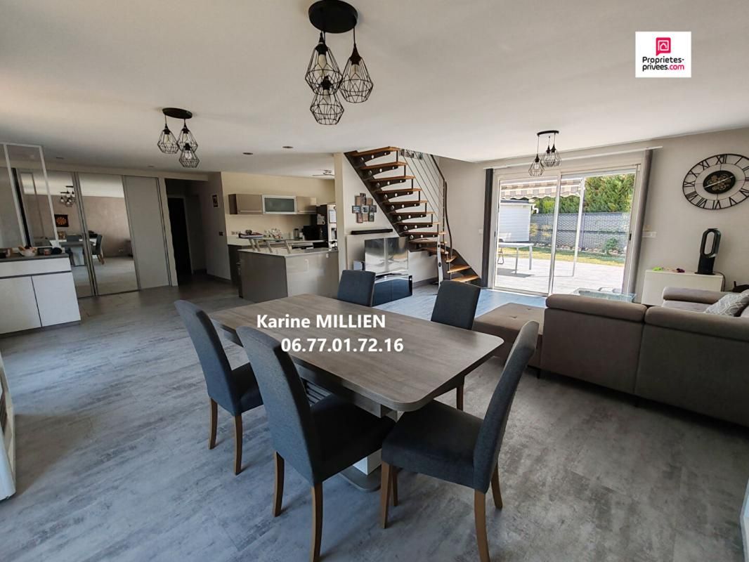 SAINT-REMY-SUR-AVRE SAINT REMY SUR AVRE 28380 Maison individuelle - 1 étage - 3 chambres - 1 bureau/chambre/dressing - Garage avec mezzanine et 1 pièce - Terrain - 270 000 HAI 2